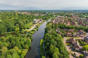Arial - Wider Kingsmead - click for photo gallery